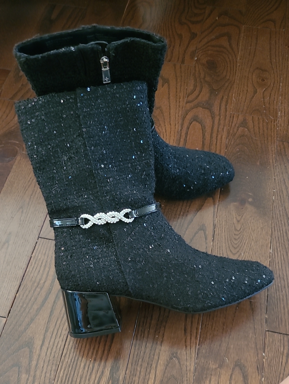 New Kenneth Cole REACTION Lacey Jewel Bootie  Black Sequin Size 9
